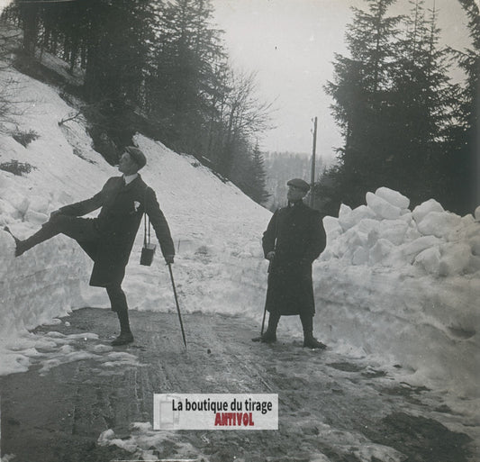Promenade hivernale, Vosges, plaque verre stéréo, photo ancienne 4,5x10,7 cm