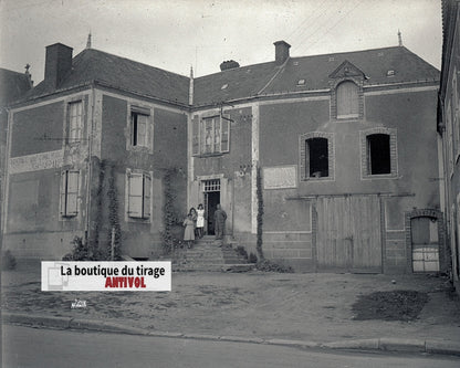 Camp du Ruchard, civils, plaque verre, photo ancienne, négatif N&B 6x13 cm
