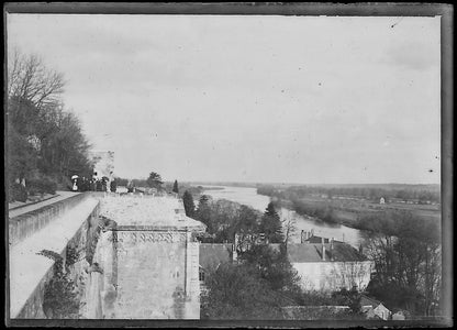 Plaque verre photo ancienne négatif noir et blanc 6x9 cm château d'Amboise Loire