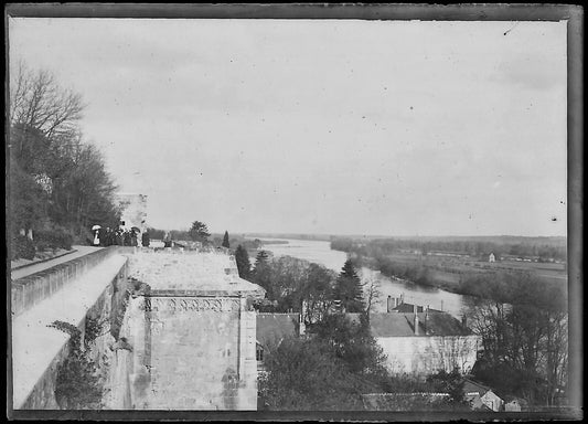 Plaque verre photo ancienne négatif noir et blanc 6x9 cm château d'Amboise Loire