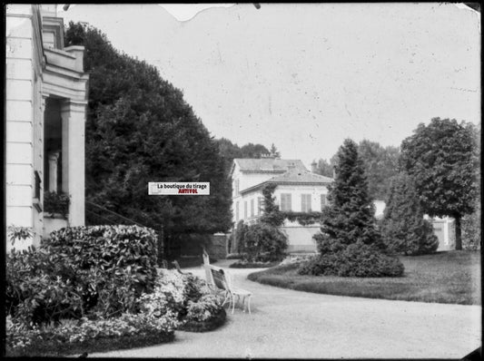 Plaque verre photo ancienne négatif noir et blanc 18x24 cm château Bailly France