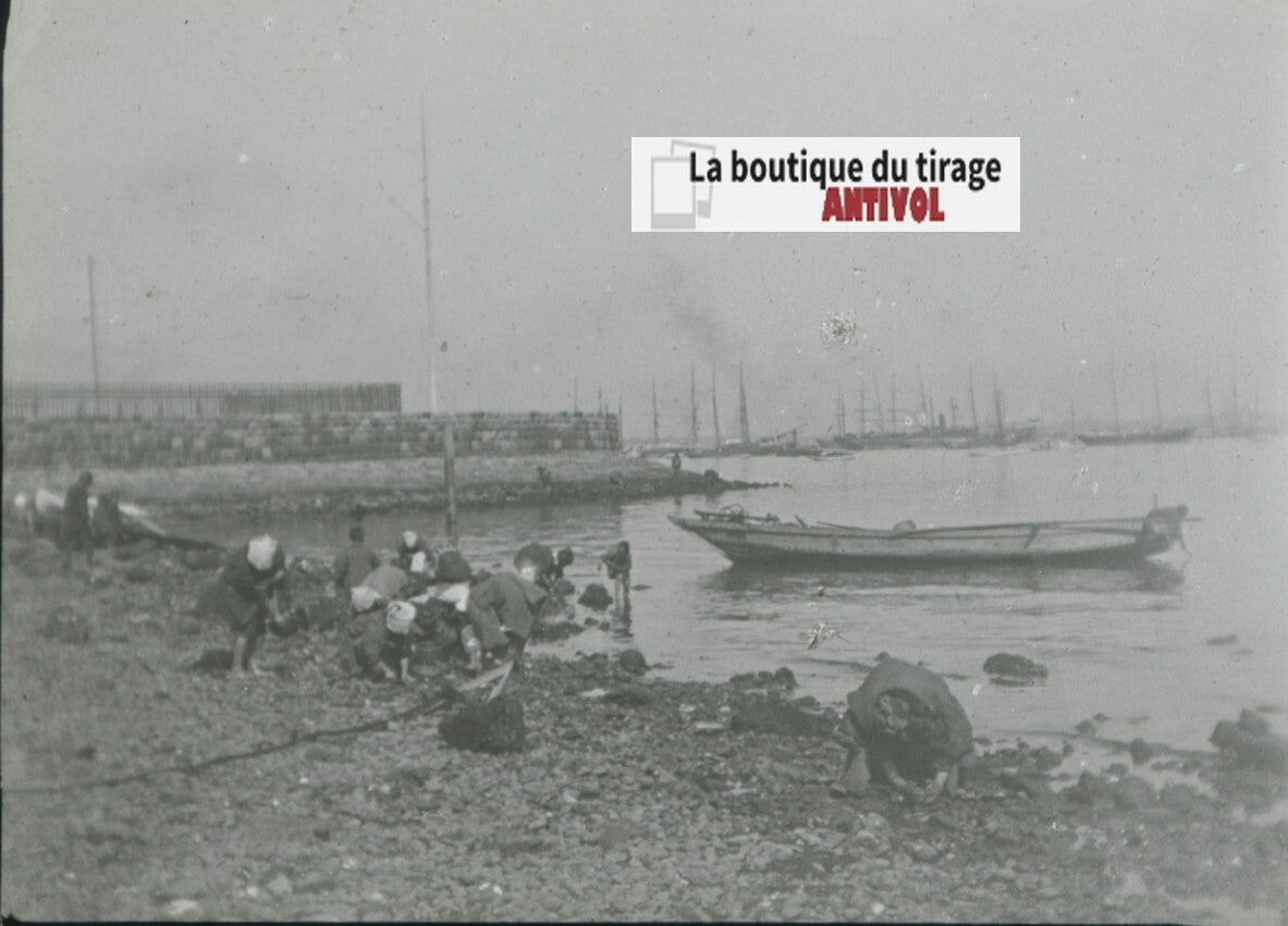 Personnages, Japon, bateaux, photo plaque verre, noir & blanc, positif 8,5x10 cm