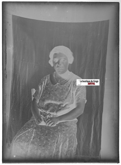 Femme, portrait, Plaque verre photo ancienne, négatif noir & blanc 6x9 cm