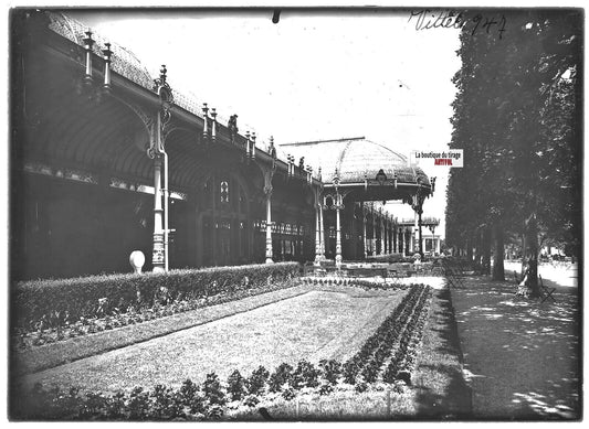 Plaque verre photo ancienne positif noir et blanc 13x18 cm Vittel Vosges sources