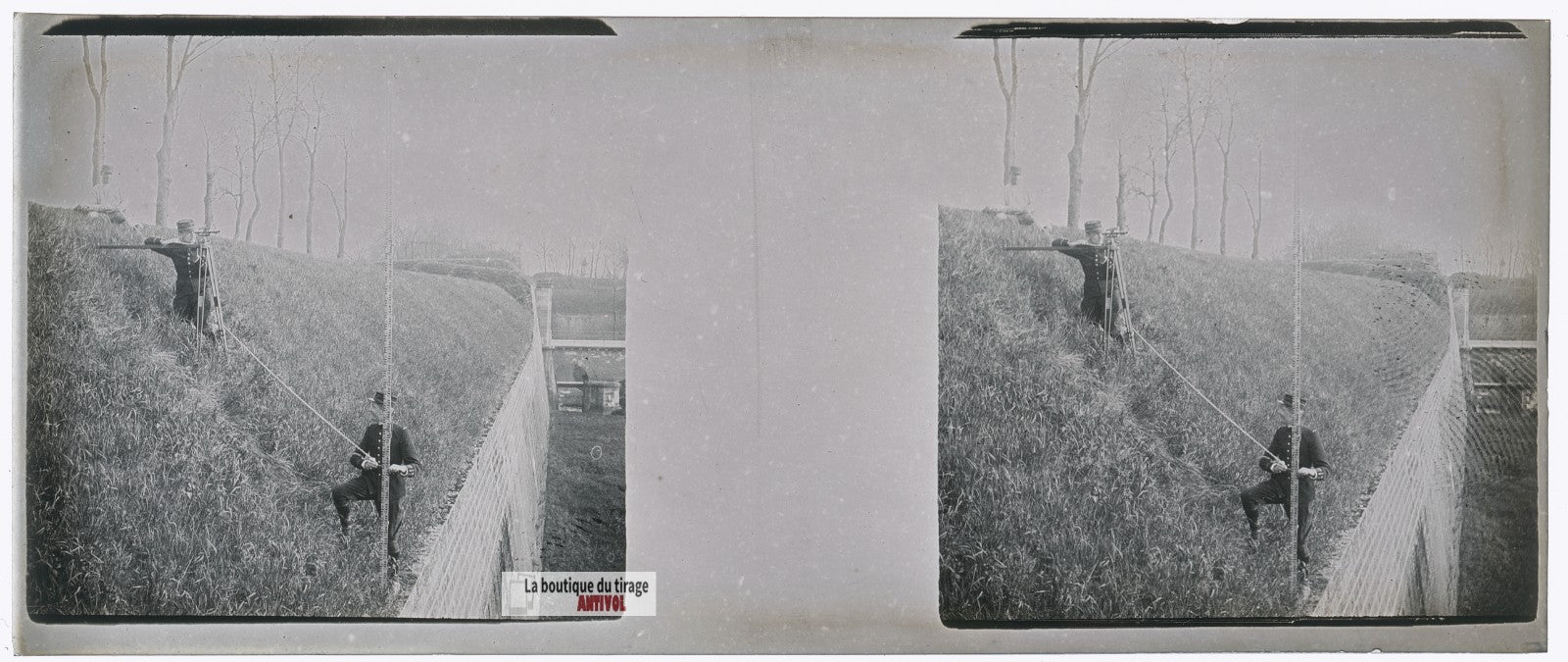 Exercices du génie militaire, plaque verre stéréo, photo ancienne 4,5x10,7 cm