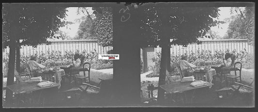 Thé, café, hommes, Plaque verre photo stéréo, négatif noir & blanc 4,5x10,7 cm