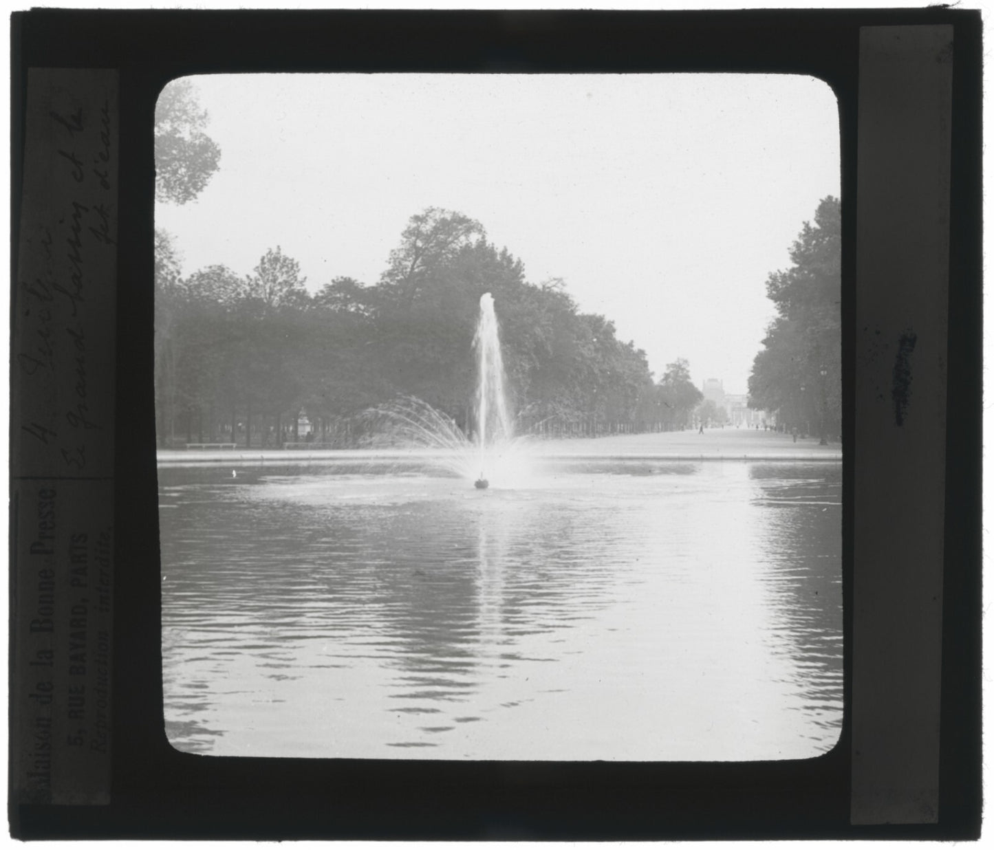 Parc des Tuileries Paris, bassin, photo ancienne plaque verre, positif 8,5x10 cm