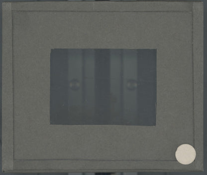 Personnages, mer, Japon, photo plaque verre, noir & blanc, positif 8,5x10 cm