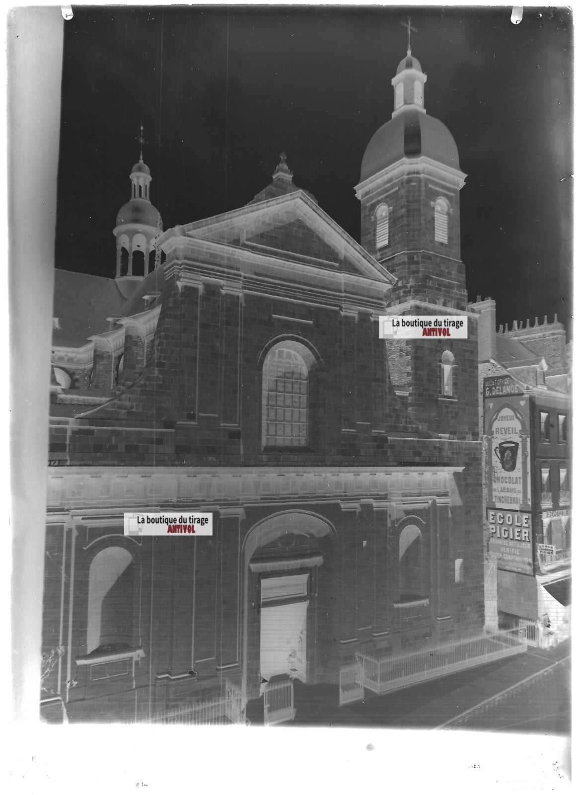 Plaque verre photo ancienne négatif noir et blanc 13x18 cm Rennes Saint-Sauveur