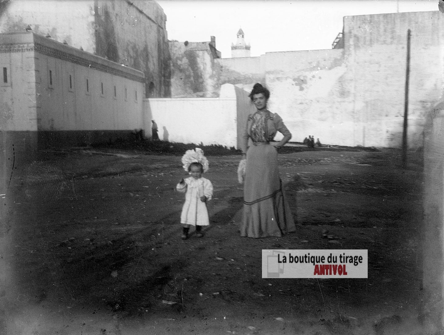 Jeune mère et enfant, Algérie, plaque verre photo ancienne, négatif 9x12 cm