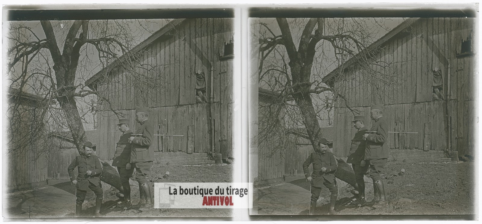Pause de trois officiers, guerre WW1, plaque verre photo ancienne stéréo 6x13 cm