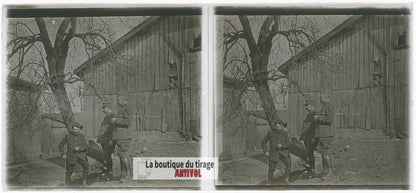 Pause de trois officiers, guerre WW1, plaque verre photo ancienne stéréo 6x13 cm
