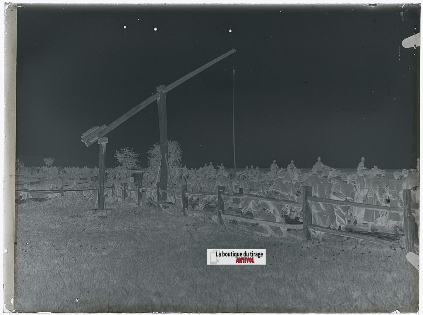 Soldats, halte militaire, plaque verre, photo ancienne, négatif N&B 9x12 cm