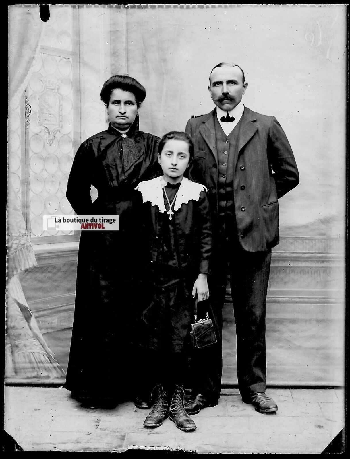 Plaque verre photo ancienne négatif noir et blanc 9x12 cm famille personnages