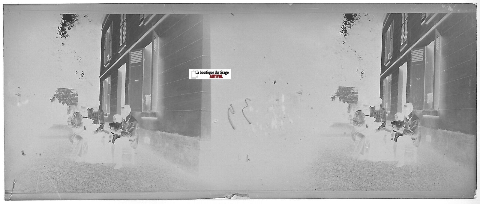 Famille, maison, Plaque verre photo stéréo, négatif noir & blanc 4,5x10,7 cm