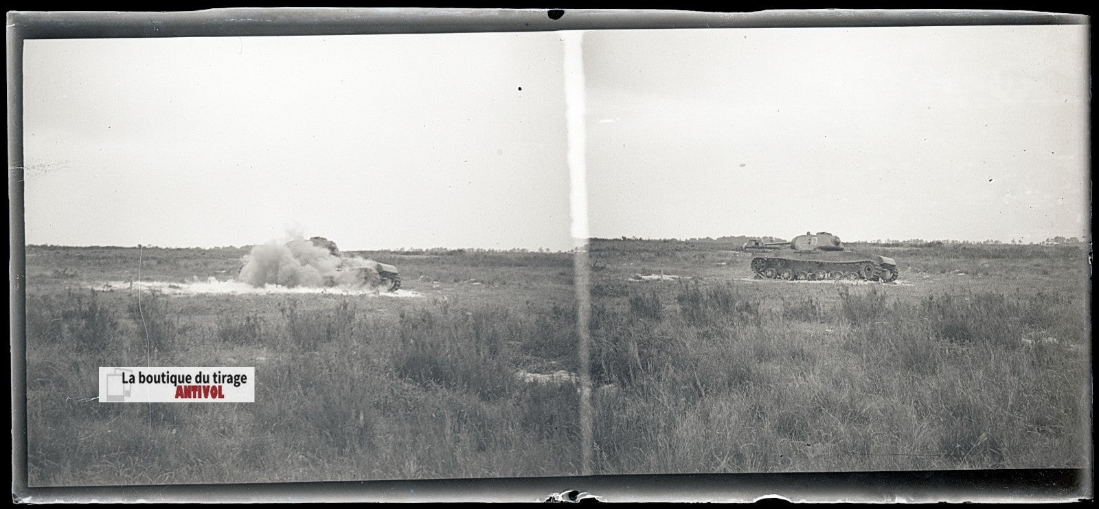 Camp du Ruchard, char, plaque verre, photo ancienne, négatif N&B 6x13 cm