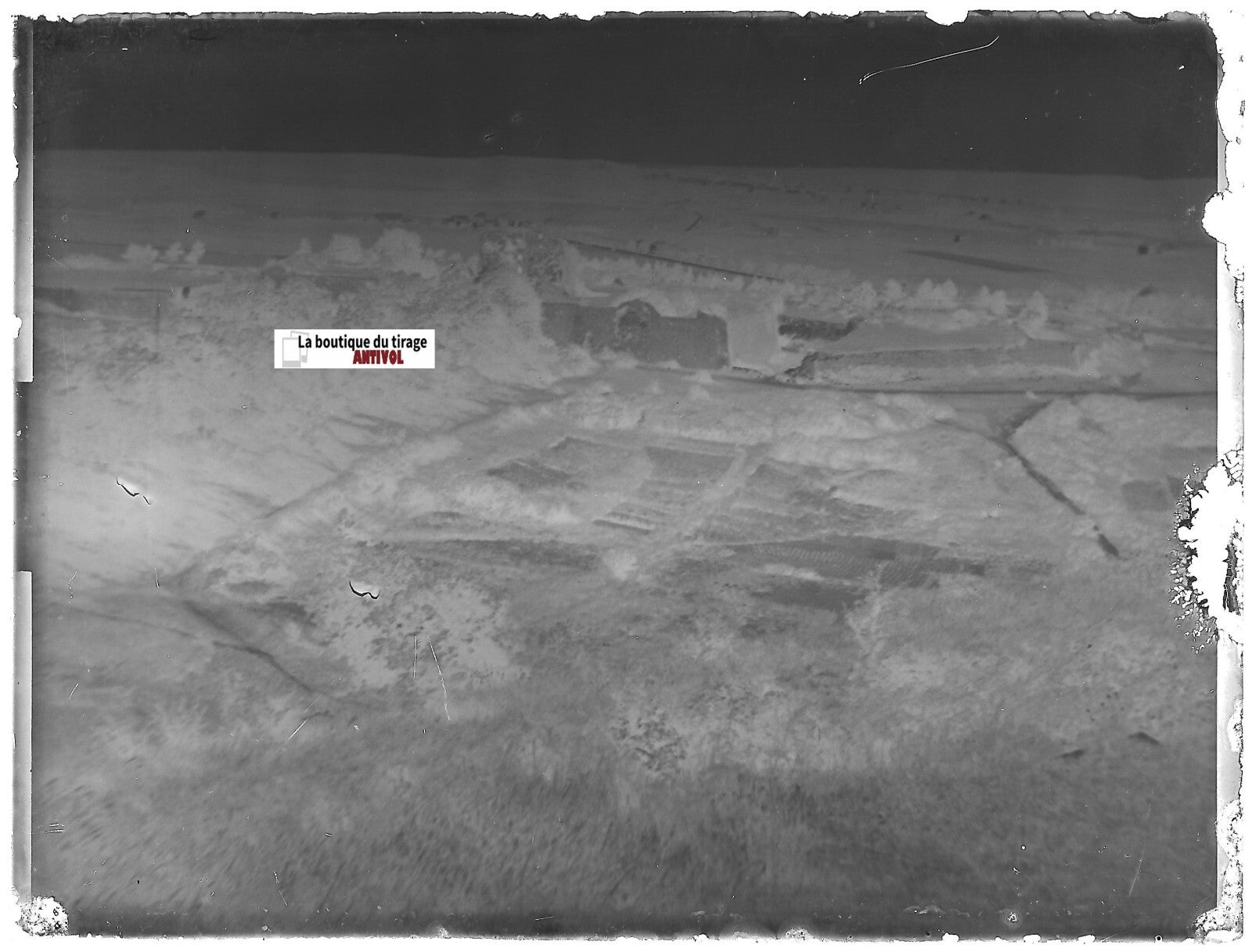 Ruines d'un château, plaque verre photo ancienne, négatif noir & blanc 9x12 cm