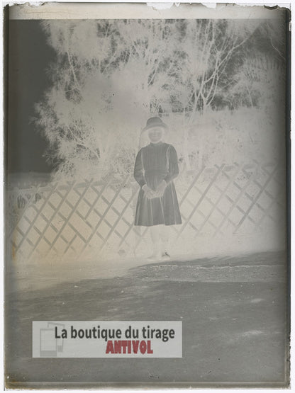 Jeune fille, Oran, Algérie, plaque verre, photo ancienne, négatif 9x12 cm