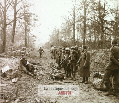 Argonne, prisonniers et blessés, WW1, plaque verre photo ancienne stéréo 6x13 cm
