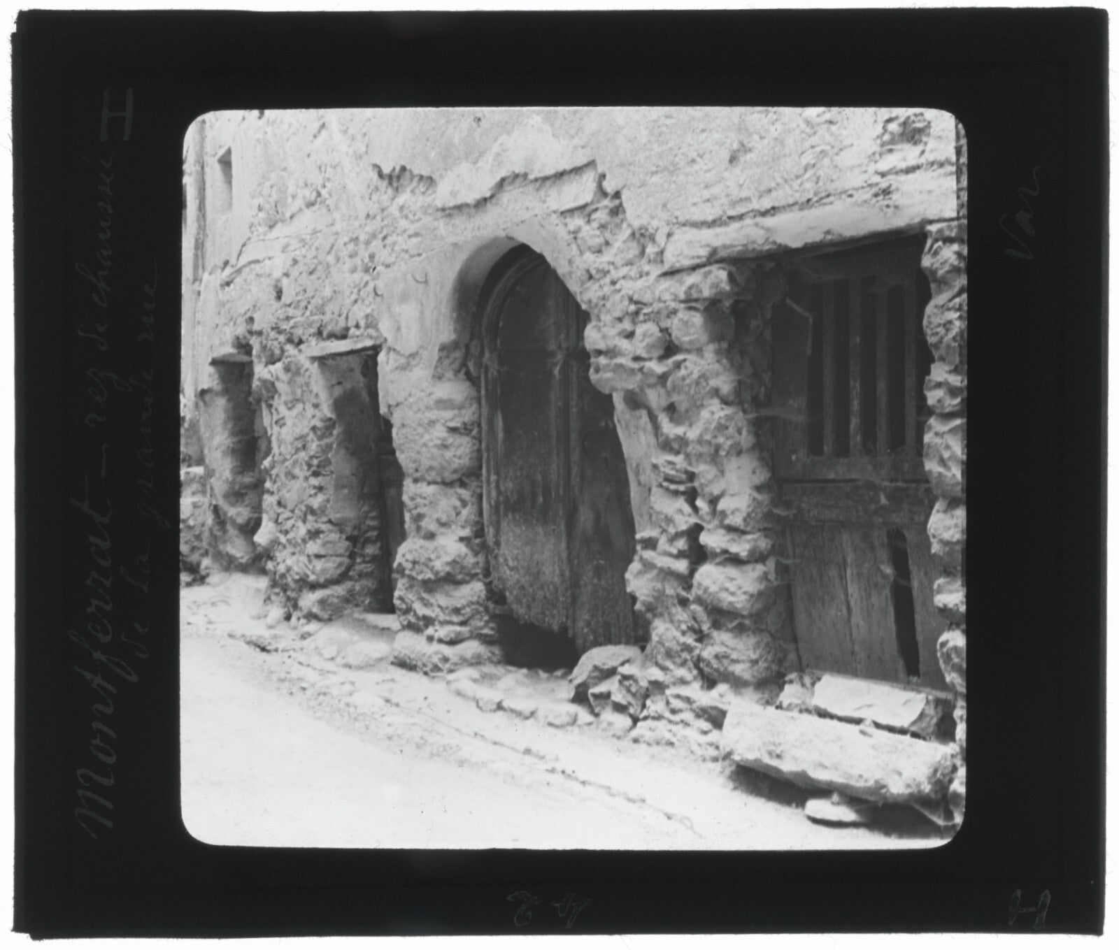 Montferrat, village Var, photo ancienne plaque de verre, positif 8,5x10 cm