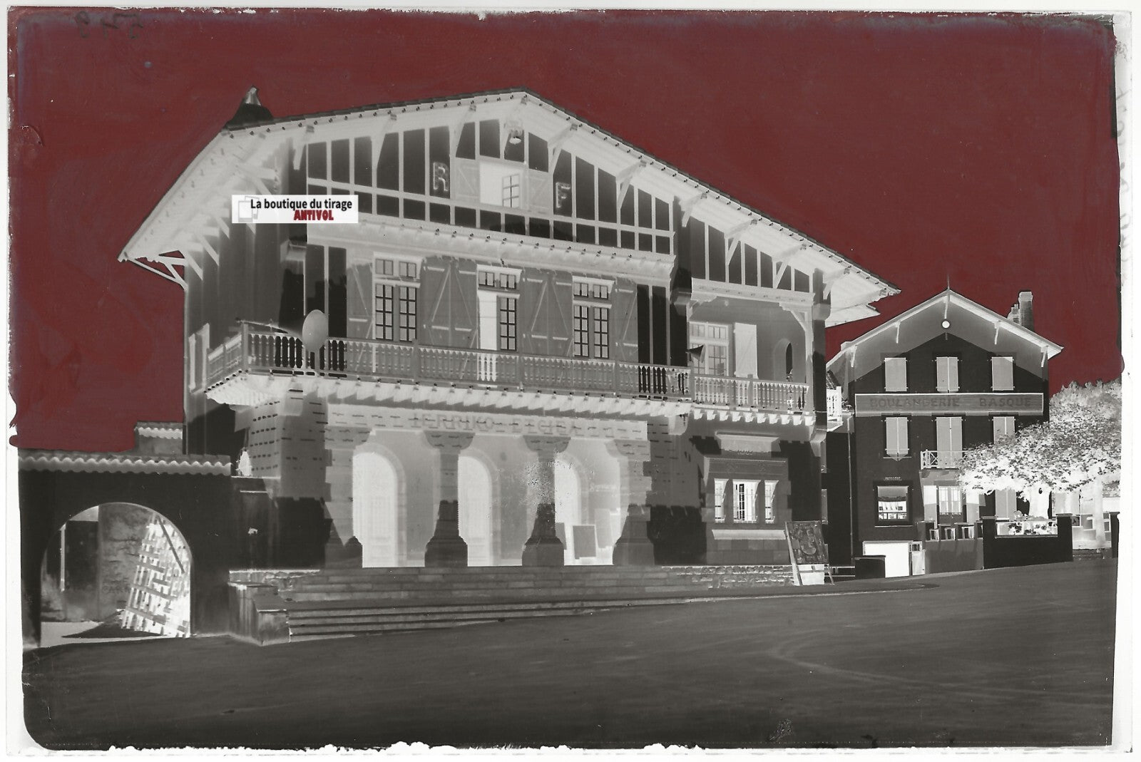 Mairie de Bidart, Plaque verre photo ancienne, négatif noir & blanc 10x15 cm