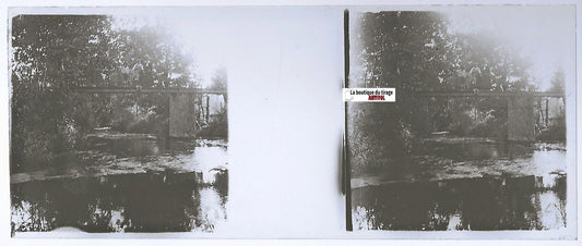 Promenade, rivière, Plaque verre photo stéréo, positif noir & blanc 4,5x10,7 cm