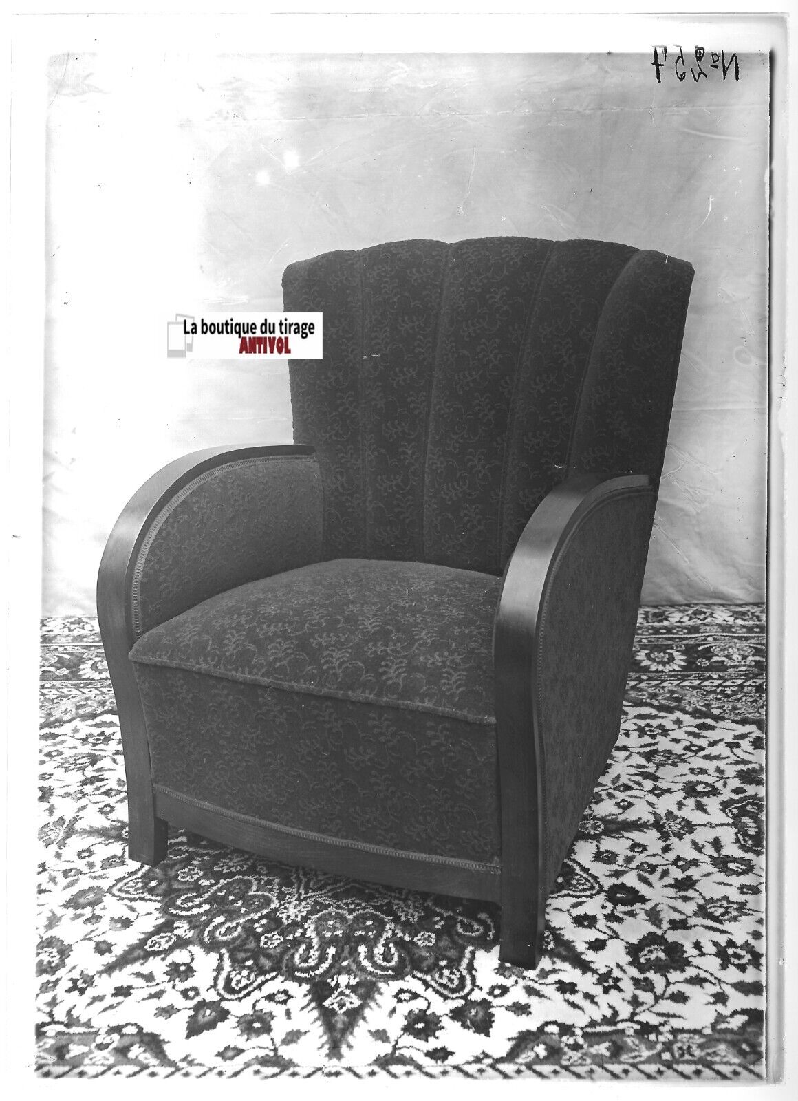 Plaque verre photo ancienne positif noir & blanc 13x18 cm fauteuil vintage