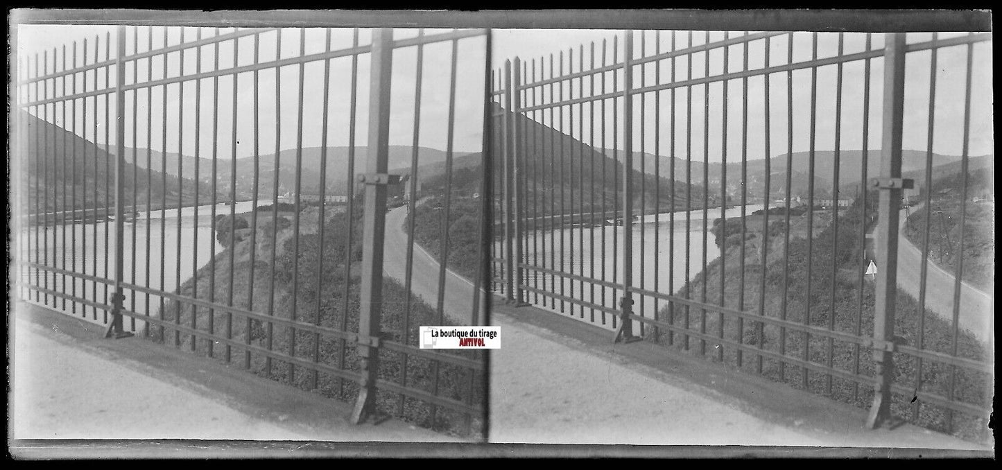 Rivière, campagne, Plaque verre photo stéréo, négatif noir & blanc 6x13 cm