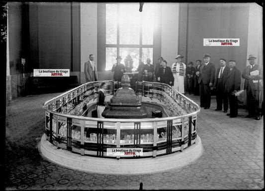 Plaque verre photo ancienne négatif noir et blanc 13x18 cm Vittel grande source