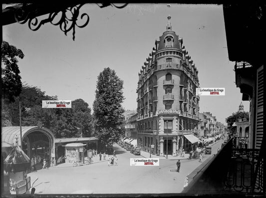 Plaque verre photo ancienne négatif noir et blanc 13x18 cm Vichy Victor Hugo