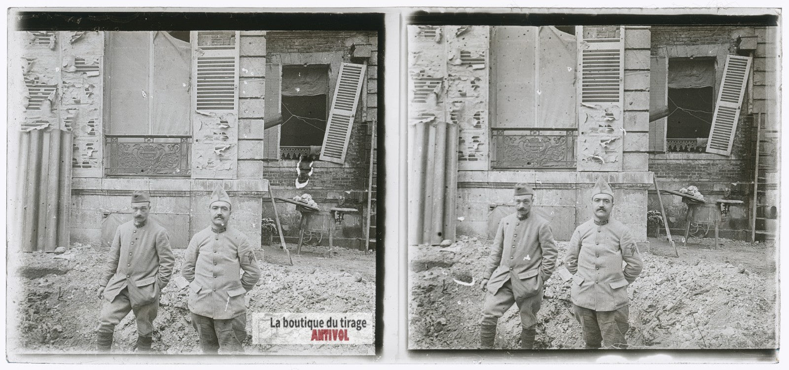 Village en ruine, guerre WW1, plaque verre photo ancienne stéréo 6x13 cm