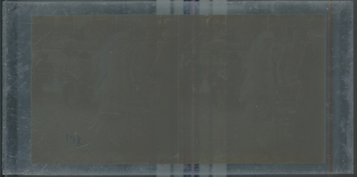 Personnages, Longchamp, Paris, plaque verre stéréoscopique, positif 8,5x17 cm
