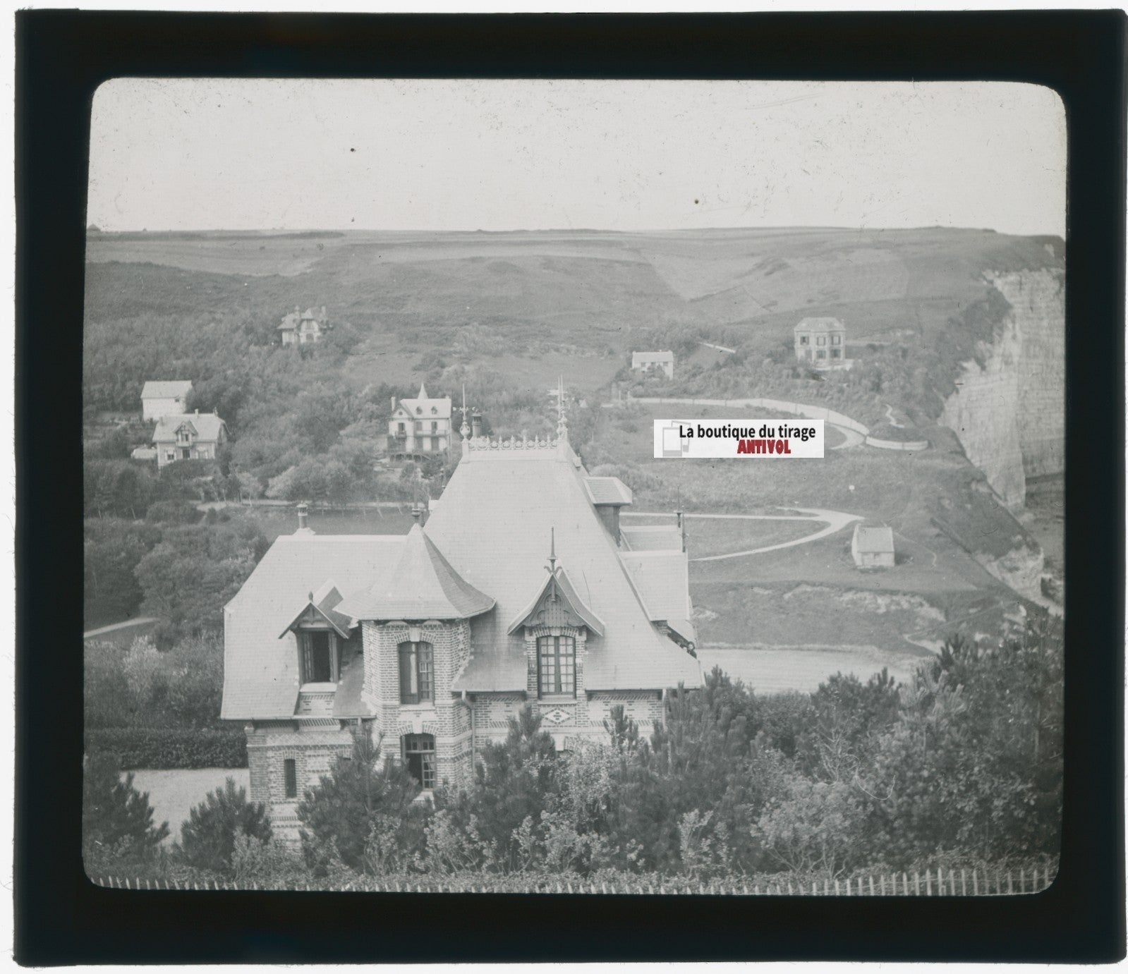 Normandie, villas, photo plaque verre, noir & blanc, positif 8,5x10 cm