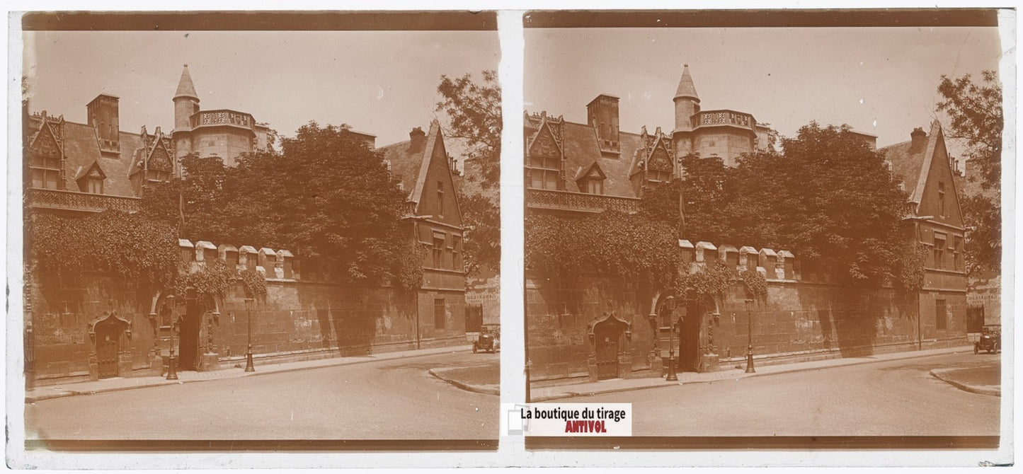 Musée de Cluny, Paris, plaque verre, photo ancienne stéréo, N&B 6x13 cm