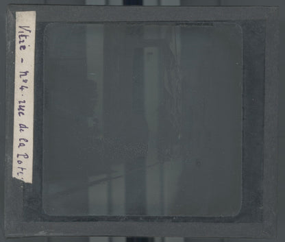 Rue à Vitré, Bretagne, photo plaque verre, noir & blanc, positif 8,5x10 cm