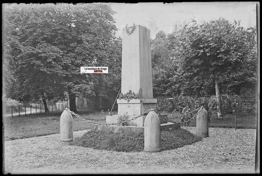 Mont-sous-Vaudrey, guerre, Plaque verre photo, négatif noir & blanc 10x15 cm