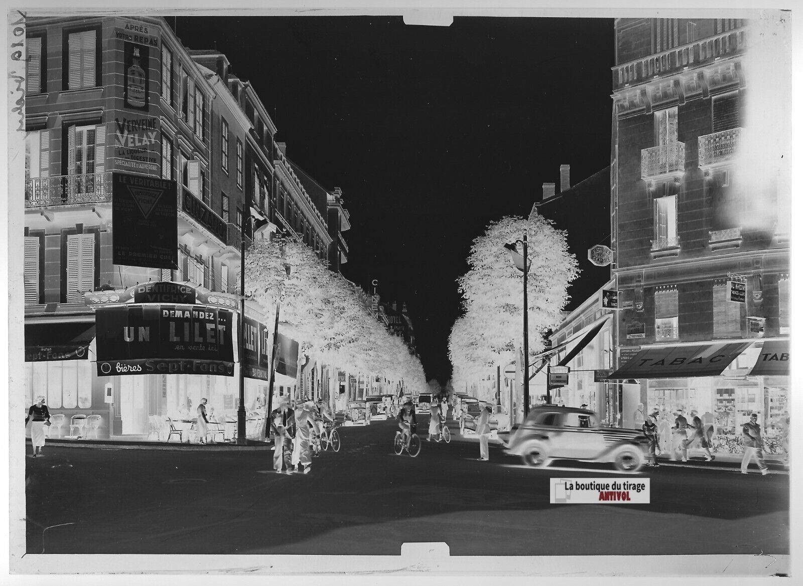 Plaque verre photo ancienne négatif noir et blanc 13x18 cm Vichy ville France