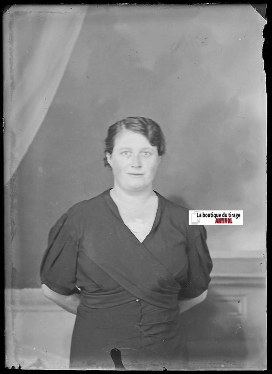 Portrait femme vintage, Plaque verre photo, négatif ancien noir & blanc 6x9 cm