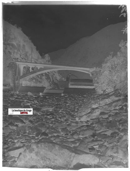Barrage, pont, eau, Plaque verre photo ancienne, négatif noir & blanc 9x12 cm