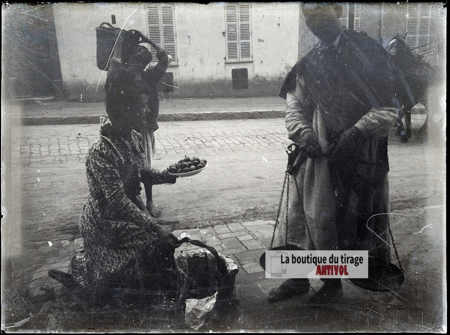 Marchands ambulants, Tunisie, plaque verre photo ancienne, négatif 9x12 cm