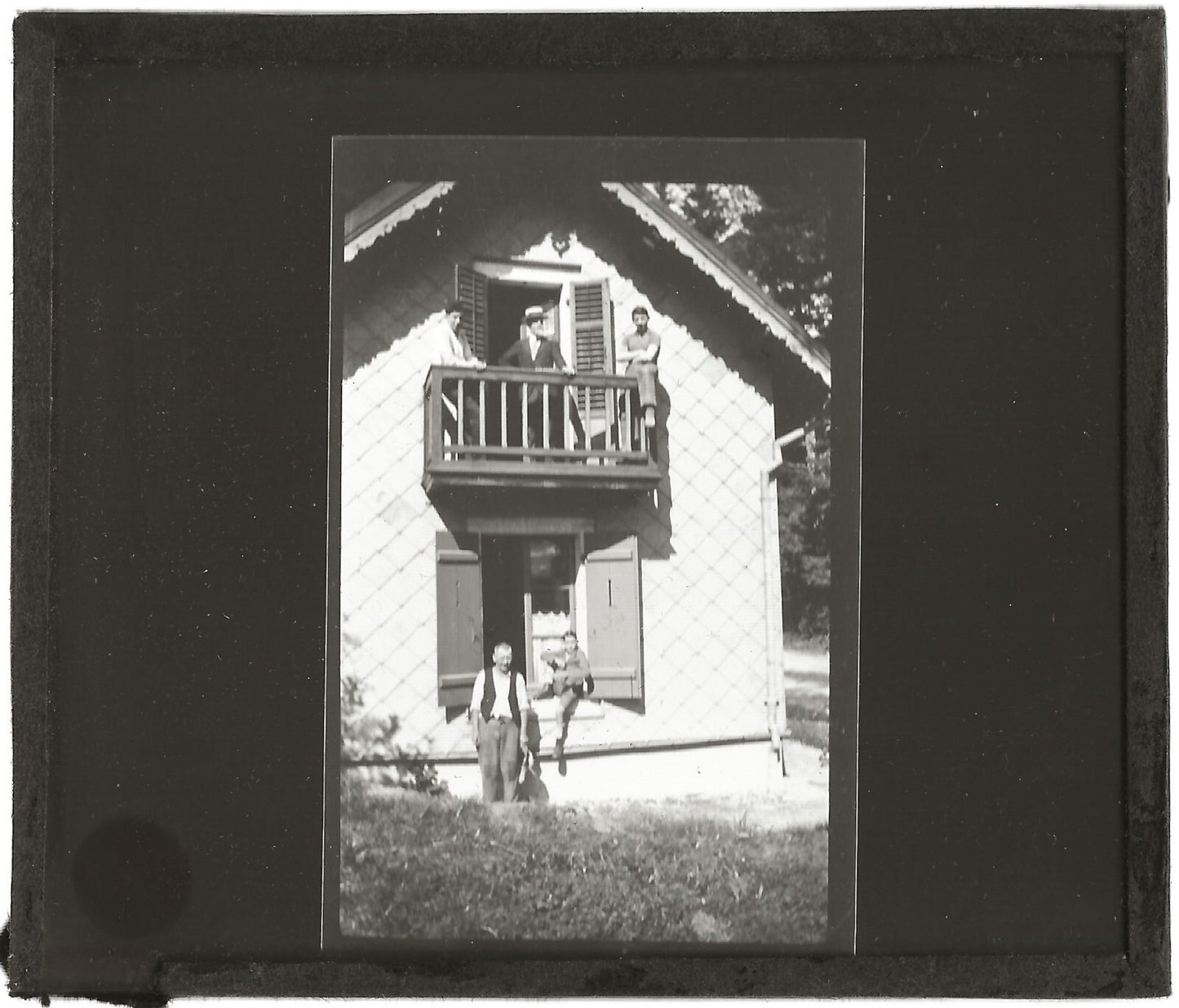 Maison de campagne, personnages, photo plaque de verre, positif 8,5x10 cm