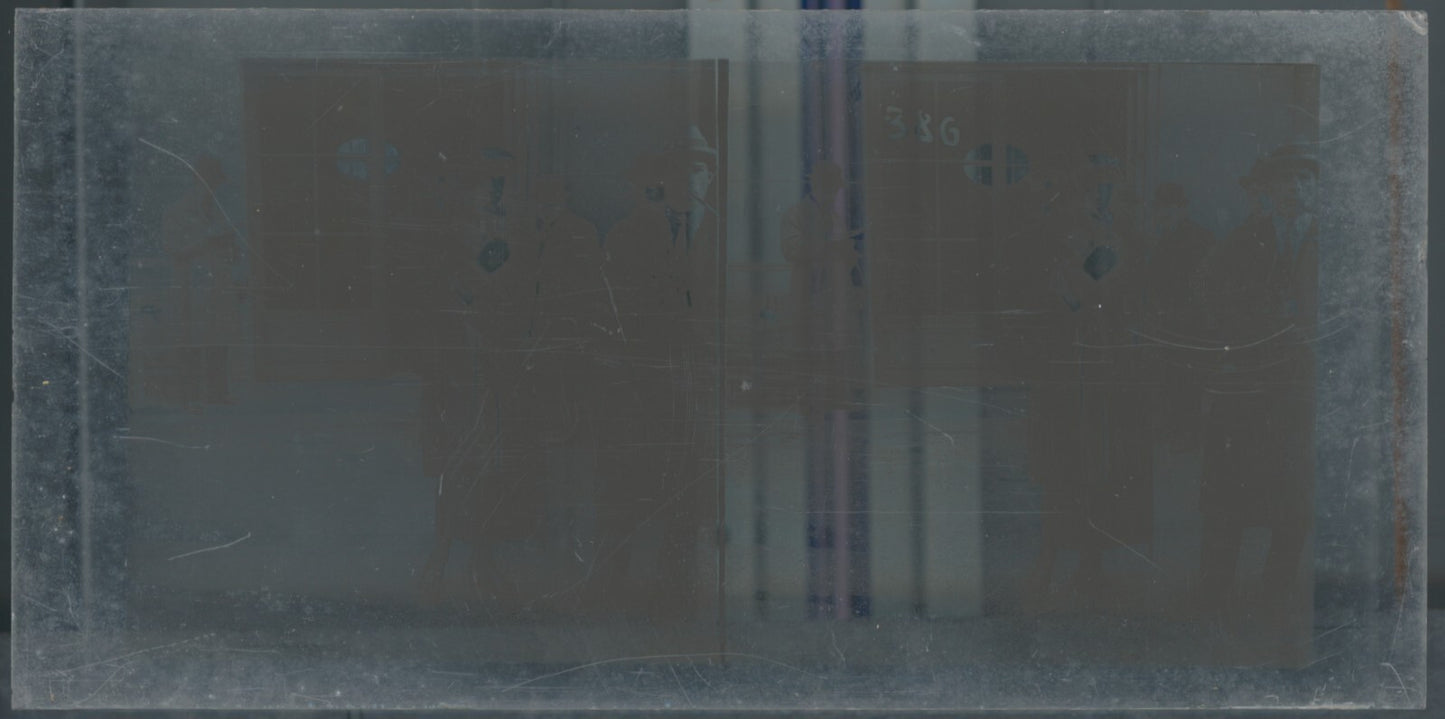 Personnages, Longchamp, Paris, plaque verre stéréoscopique, positif 8,5x17 cm