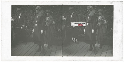 Scène de vie, Longchamp, Paris, plaque verre stéréoscopique, positif 8,5x17 cm