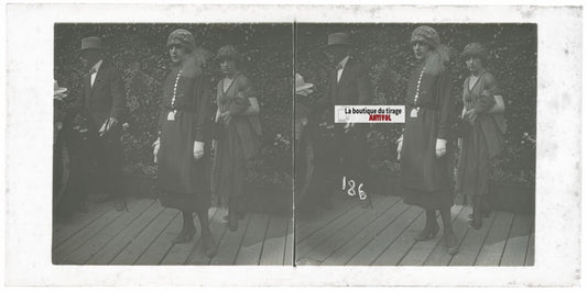 Scène de vie, Longchamp, Paris, plaque verre stéréoscopique, positif 8,5x17 cm