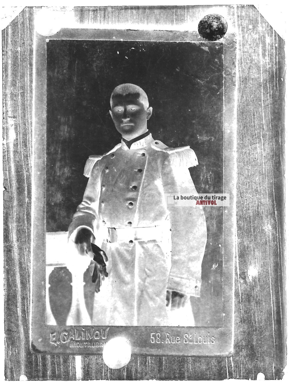 Plaque verre photo ancienne négatif noir et blanc 9x12 cm soldat Montauban 