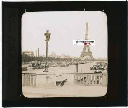 Tour Eiffel, la Seine, Paris, photo plaque verre, sépia, positif 8,5x10 cm