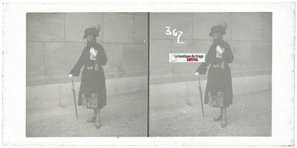 Personnages, Longchamp, Paris, plaque verre stéréoscopique, positif 8,5x17 cm