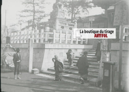 Yokohama, Japon, temple, photo plaque verre, noir & blanc, positif 8,5x10 cm