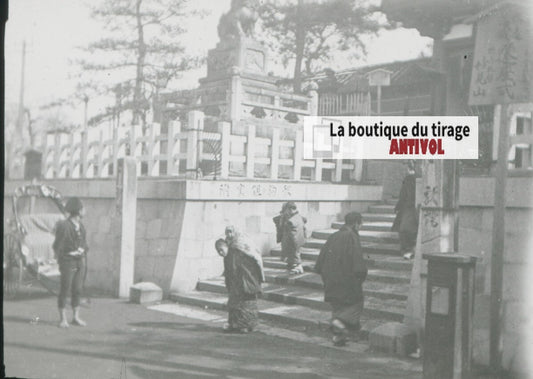 Yokohama, Japon, temple, photo plaque verre, noir & blanc, positif 8,5x10 cm