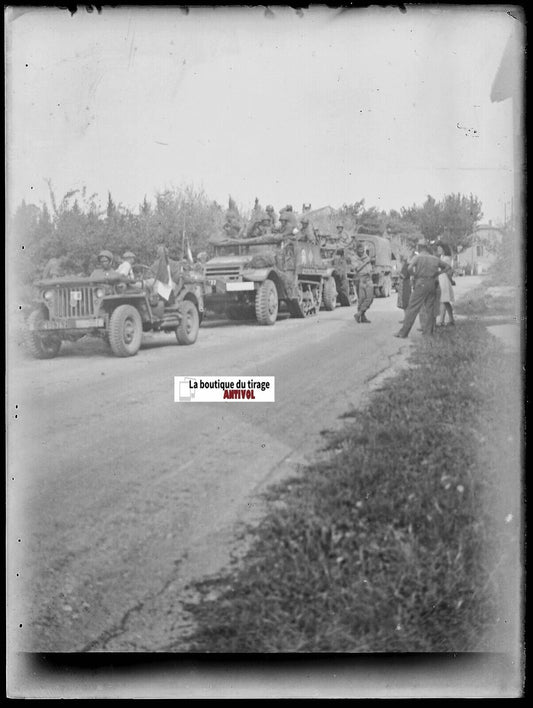 Guerre, soldats, Jeep, Plaque verre photo ancienne, négatif noir & blanc 9x12 cm